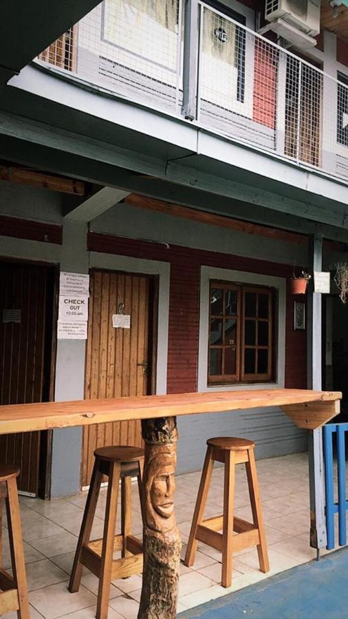 Hostel Nashe Puerto Iguazu Exterior photo